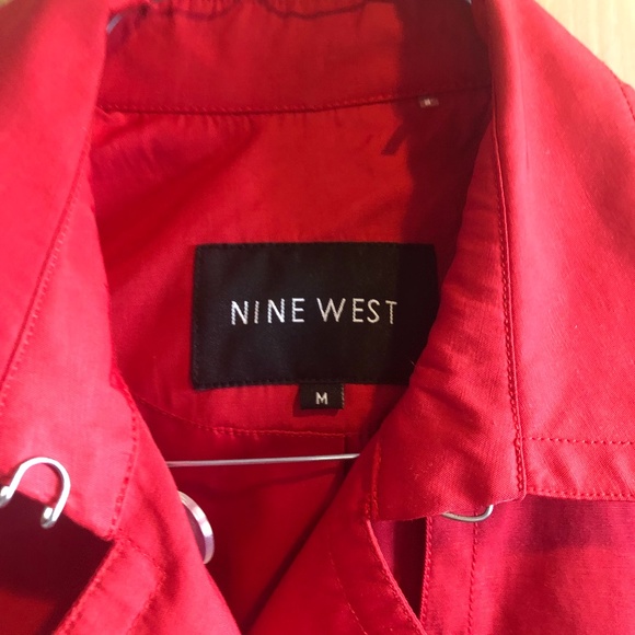 Beautiful Red lite jacket - Picture 2 of 3